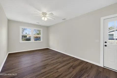 130 Mohican Trail Wilmington NC 28409