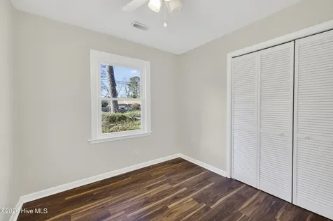 130 Mohican Trail Wilmington NC 28409