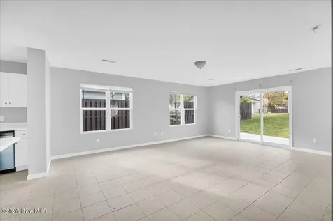 4946 Wrightsville Avenue Wilmington NC 28403