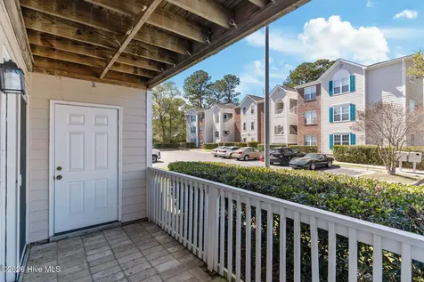713 Clearwater Court Wilmington NC 28405