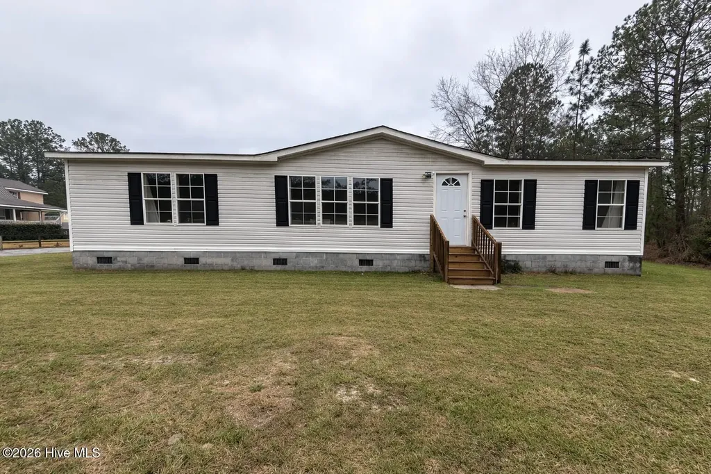 1145 Queens Way NE Leland NC 28451