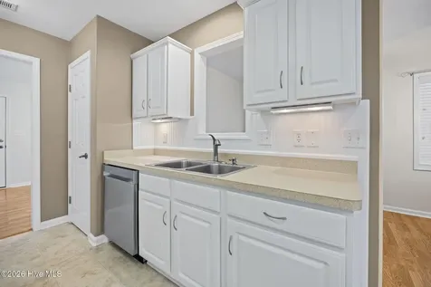 404 Jasmine N Swansboro NC 28584