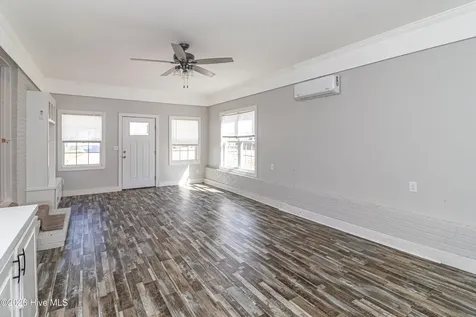 620 S Caswell Street La Grange NC 28551