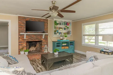 620 S Caswell Street La Grange NC 28551