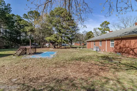620 S Caswell Street La Grange NC 28551