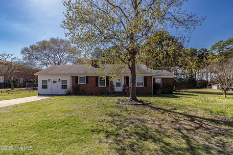 620 S Caswell Street La Grange NC 28551