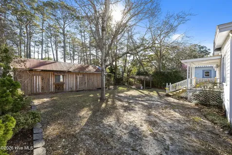 614 N Atlantic Avenue Southport NC 28461