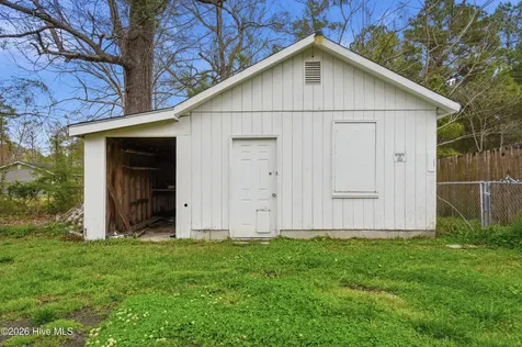 101 Hac Street Jacksonville NC 28540