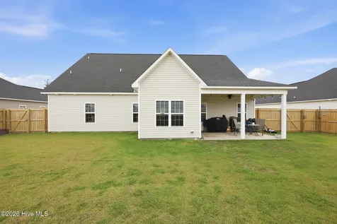 1039 Mackerel Manor New Bern NC 28562