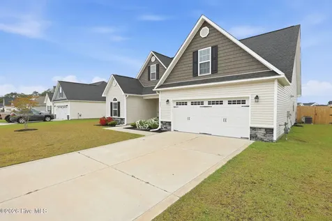 1039 Mackerel Manor New Bern NC 28562