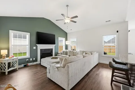 1039 Mackerel Manor New Bern NC 28562