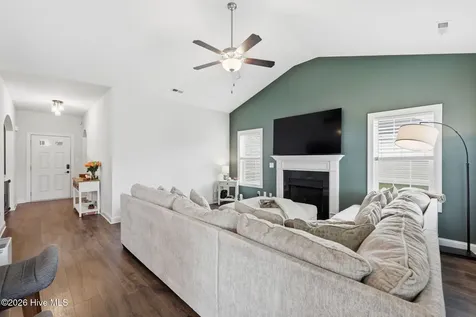 1039 Mackerel Manor New Bern NC 28562
