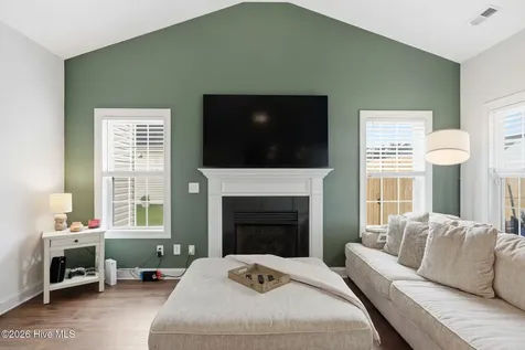 1039 Mackerel Manor New Bern NC 28562