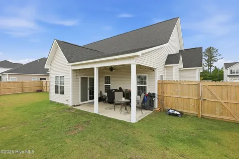 1039 Mackerel Manor New Bern NC 28562