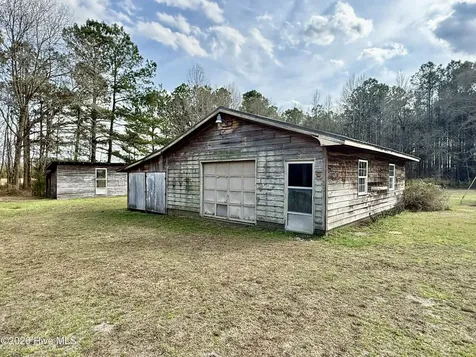 5941 Long Ridge Road Plymouth NC 27962