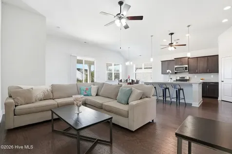 3095 Crescent Lake Drive Calabash NC 28467