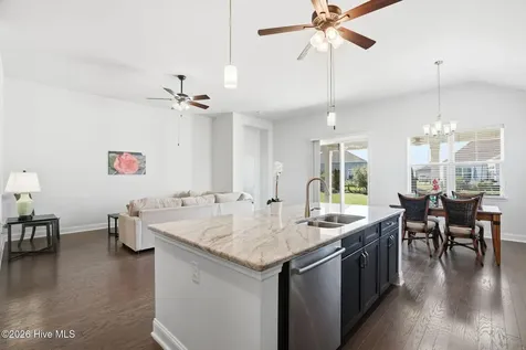 3095 Crescent Lake Drive Calabash NC 28467