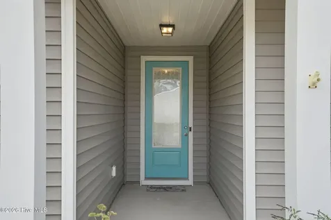 3095 Crescent Lake Drive Calabash NC 28467