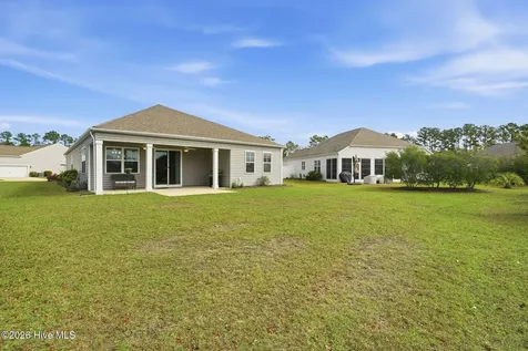 3095 Crescent Lake Drive Calabash NC 28467