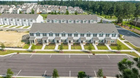 2027 Clock Road New Bern NC 28562