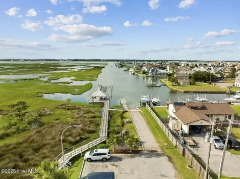 602 W Fort Macon Road Atlantic Beach NC 28512