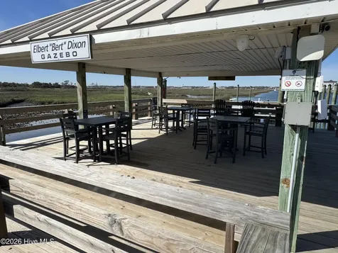 602 W Fort Macon Road Atlantic Beach NC 28512