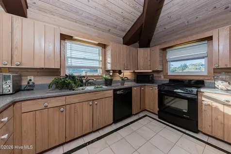 103 Salt Spray Court Emerald Isle NC 28594
