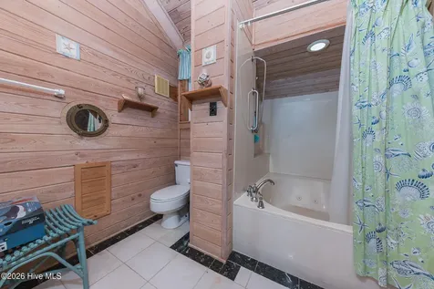 103 Salt Spray Court Emerald Isle NC 28594