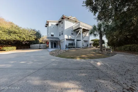 103 Salt Spray Court Emerald Isle NC 28594