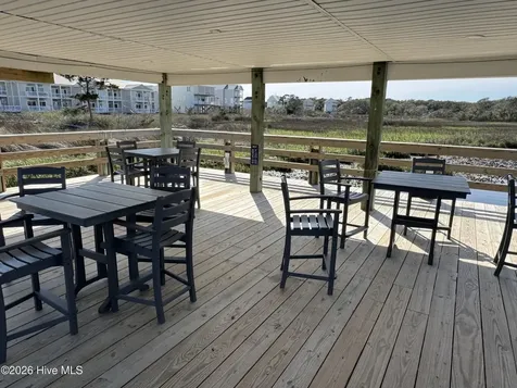 602 W Fort Macon Road Atlantic Beach NC 28512