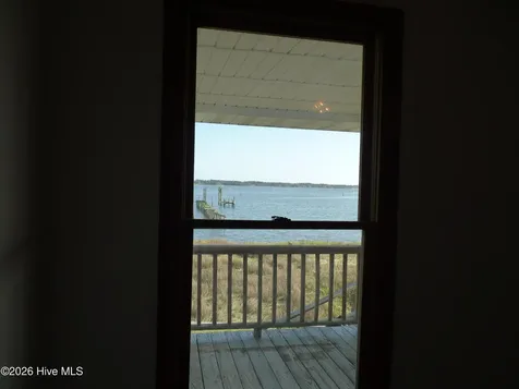 210 Shore Road Newport NC 28570