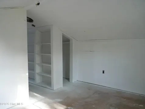 210 Shore Road Newport NC 28570