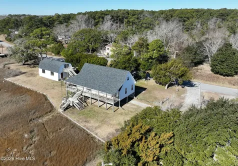 210 Shore Road Newport NC 28570