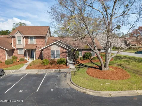 1862 Quail Ridge Road Greenville NC 27858
