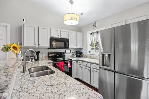 505 Cherry Blossom Lane Richlands NC 28574