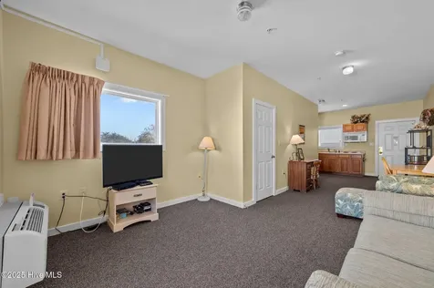 305 South Avenue Oriental NC 28571