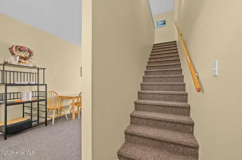305 South Avenue Oriental NC 28571