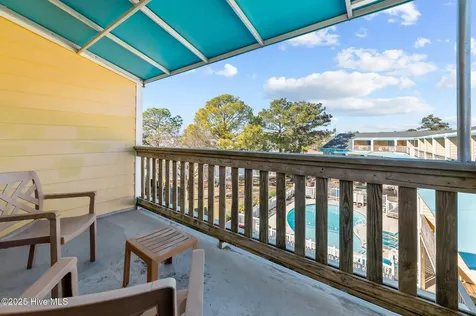 305 South Avenue Oriental NC 28571