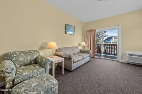 305 South Avenue Oriental NC 28571