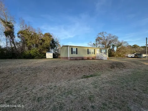 113 Moores Landing Road Hampstead NC 28443