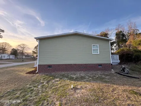 113 Moores Landing Road Hampstead NC 28443