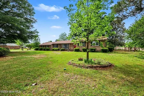 875 Wynn Road Clinton NC 28328