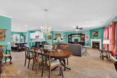 631 Lyrebird Avenue Wilmington NC 28412
