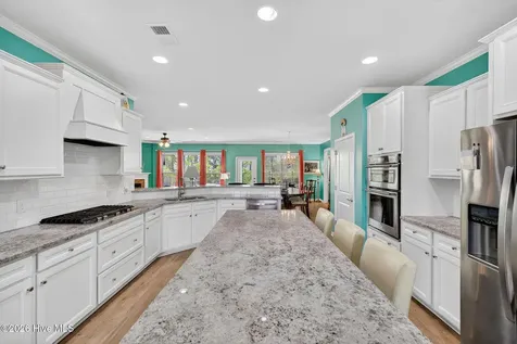 631 Lyrebird Avenue Wilmington NC 28412
