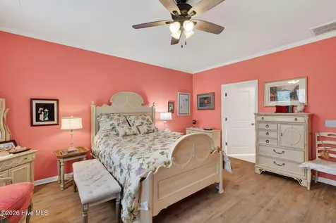 631 Lyrebird Avenue Wilmington NC 28412