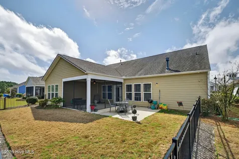 631 Lyrebird Avenue Wilmington NC 28412