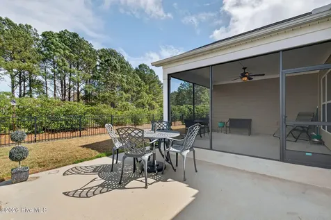 631 Lyrebird Avenue Wilmington NC 28412