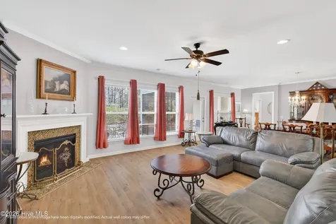 631 Lyrebird Avenue Wilmington NC 28412