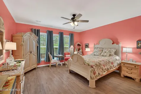 631 Lyrebird Avenue Wilmington NC 28412