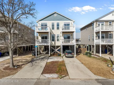 1612 Searay Lane Carolina Beach NC 28428